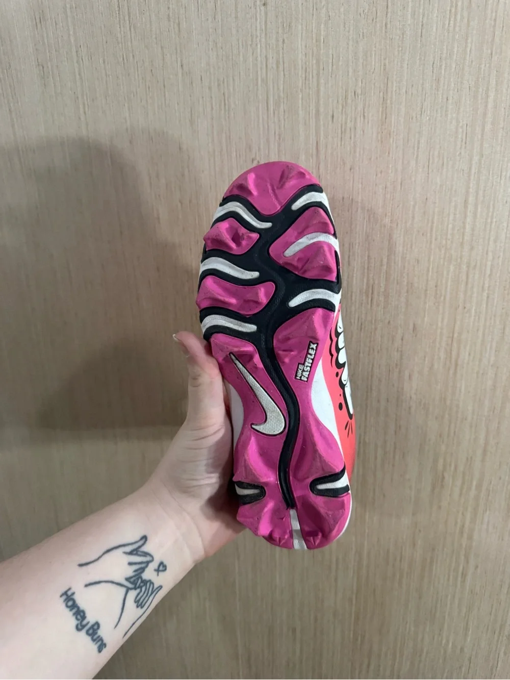 Nike Hot Pink Hyperdiamond 4 Keystone Softball Cleats Black Accents Size 3.5Y